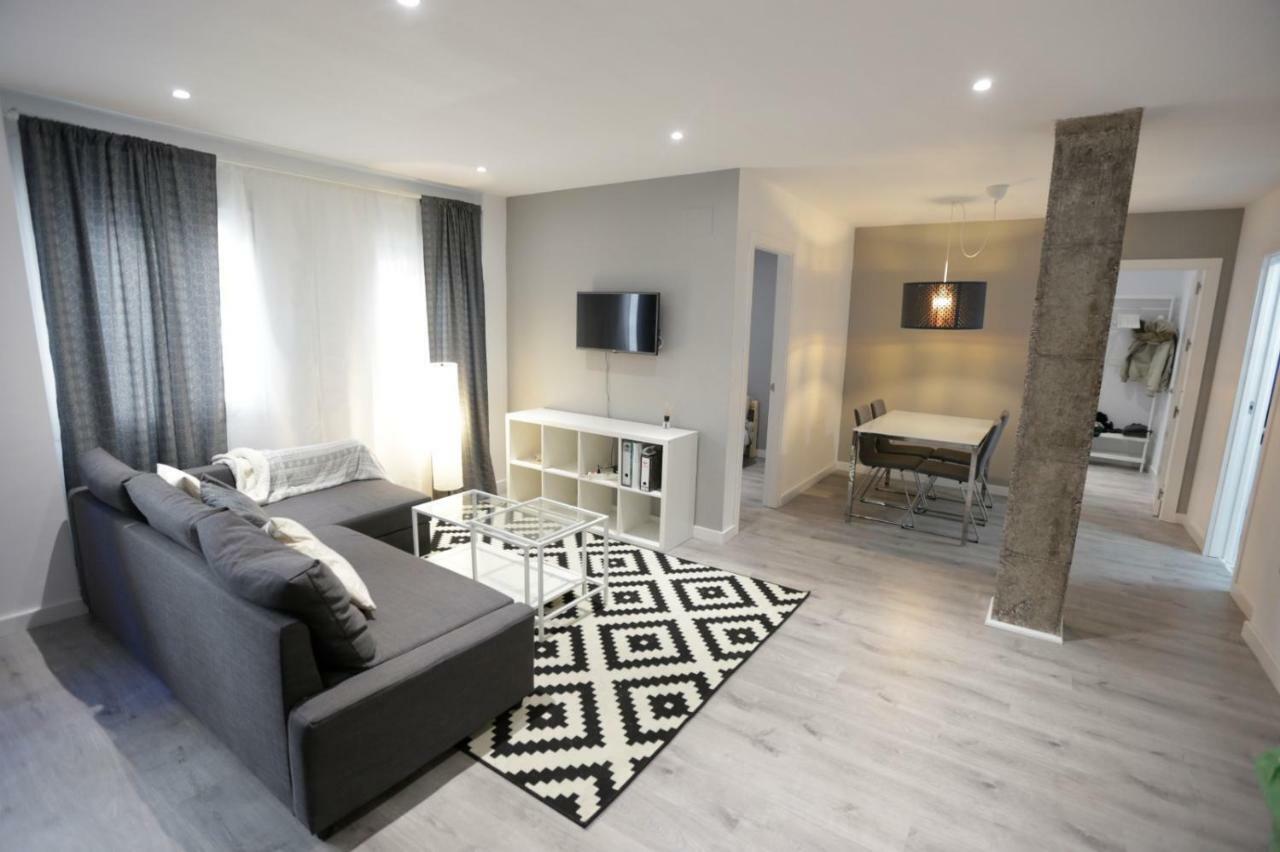 Brand New Charming Apartment Next To The River Siviglia Esterno foto