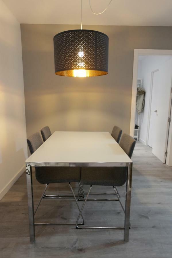 Brand New Charming Apartment Next To The River Siviglia Esterno foto