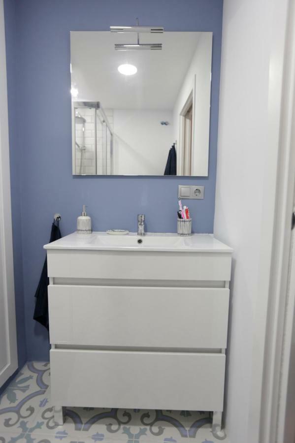 Brand New Charming Apartment Next To The River Siviglia Esterno foto