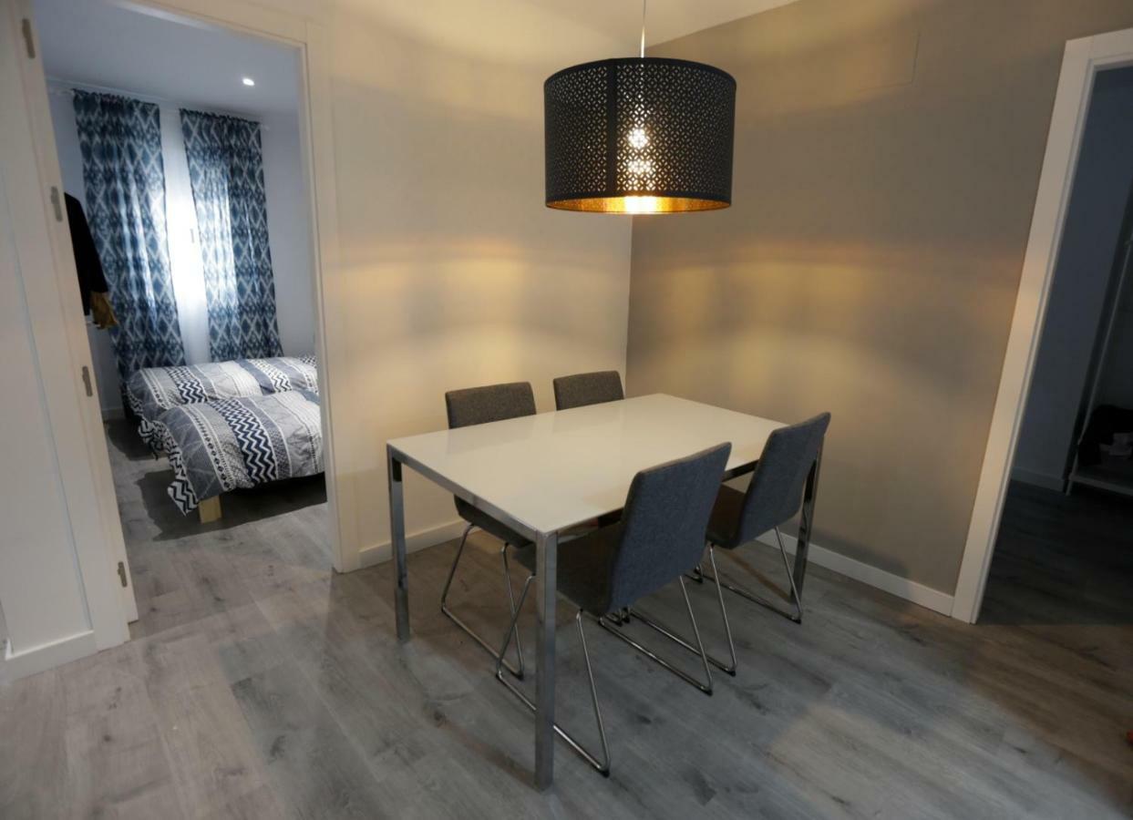 Brand New Charming Apartment Next To The River Siviglia Esterno foto